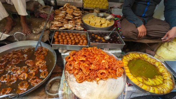 Street Food In India: 15 Delicious Dishes - ETG Blog